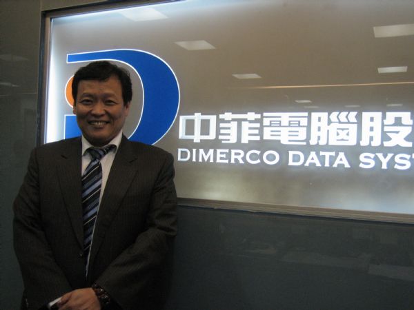 中菲電腦副總經理張樹義認為,持續地在核心競爭力上創造價值,才能贏得客戶信賴,也才能在不景氣中屹立不搖。李明芳攝 中菲電腦副總經理張樹義認為,持續地在核心競爭力上創造價值,才能贏得客戶信賴,也才能在不景氣中屹立不搖。李明芳攝