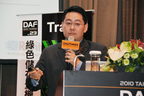 力登電腦產品行銷經理黃國紘。 力登電腦產品行銷經理黃國紘。