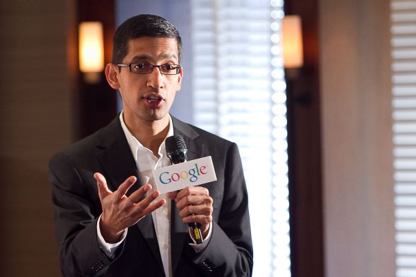 Google負責Chrome OS的產品服務副總裁Sundar Pichai透露,首部搭載Chrome OS的筆記型電腦預計會在今年秋季面市。古榮豐攝 Google負責Chrome OS的產品服務副總裁Sundar Pichai透露,首部搭載Chrome OS的筆記型電腦預計會在今年秋季面市。古榮豐攝