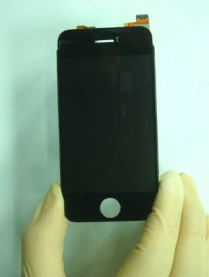 冠品保護油墨提升觸控玻璃切割良率。 冠品保護油墨提升觸控玻璃切割良率。