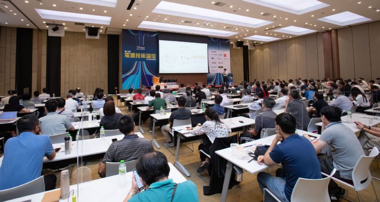 電源IC產業大約每20年會有一次革命性突破,GaN與SiC是這波革命的領導技術,於8月12日舉辦的「D Forum電源技術論壇」中,就邀請產學研界專家,深入剖析當前的技術趨勢與各項解決方案,吸引滿場學員與會交流。DIGITIMES攝 電源IC產業大約每20年會有一次革命性突破,GaN與SiC是這波革命的領導技術,於8月12日舉辦的「D Forum電源技術論壇」中,就邀請產學研界專家,深入剖析當前的技術趨勢與各項解決方案,吸引滿場學員與會交流。DIGITIMES攝