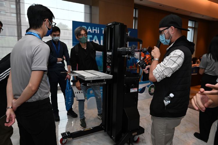 美國伺服器搬運解決方案供應商 ServerLIFT 在現場獲得衆多參會者詢問。瑞技科技 美國伺服器搬運解決方案供應商 ServerLIFT 在現場獲得衆多參會者詢問。瑞技科技