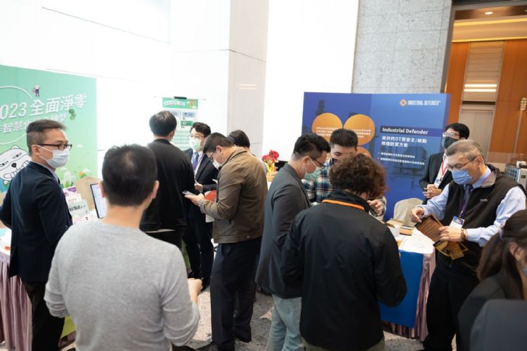 研杰代理的Industrial Defender,為市場少見的OT資安主動防禦方案,透過Passive、Agentless、Agent等方式彙集數據,偵測MITRE ATT&CK for ICS攻擊手法。DIGITIMES攝 研杰代理的Industrial Defender,為市場少見的OT資安主動防禦方案,透過Passive、Agentless、Agent等方式彙集數據,偵測MITRE ATT&CK for ICS攻擊手法。DIGITIMES攝