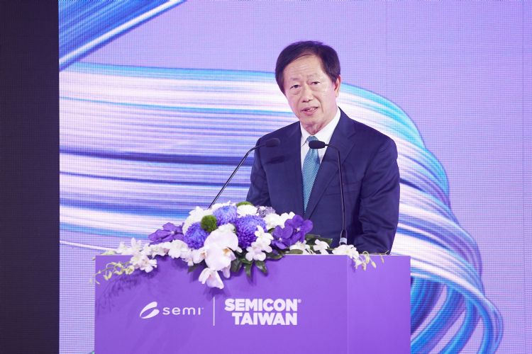 台積電董事長劉德音表示,CoWoS技術與NVIDIA的CUDA軟體一樣發展了15年。李建樑攝 台積電董事長劉德音表示,CoWoS技術與NVIDIA的CUDA軟體一樣發展了15年。李建樑攝