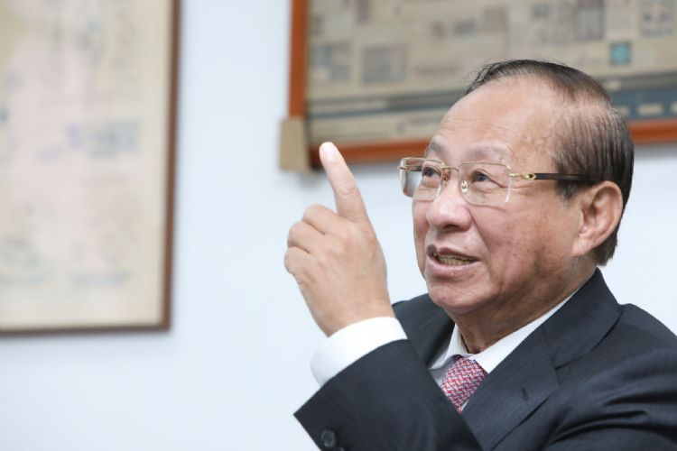 超微執行長蘇姿丰的父親、紐約台灣會館理事長蘇春槐談到女兒的成功,喜悅之情溢於言表。符世旻攝 超微執行長蘇姿丰的父親、紐約台灣會館理事長蘇春槐談到女兒的成功,喜悅之情溢於言表。符世旻攝