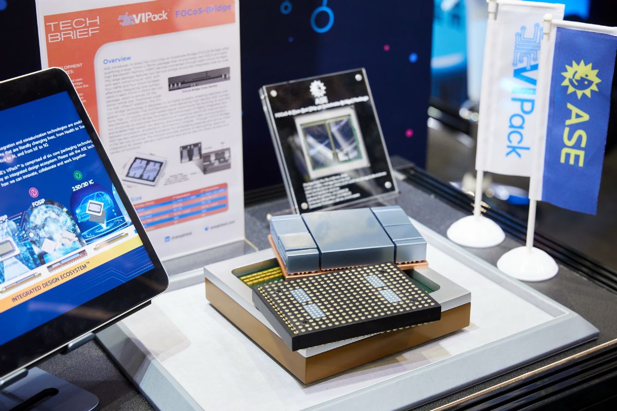 日月光新加坡拚先進測試官方鼓勵大廠合攻矽光子