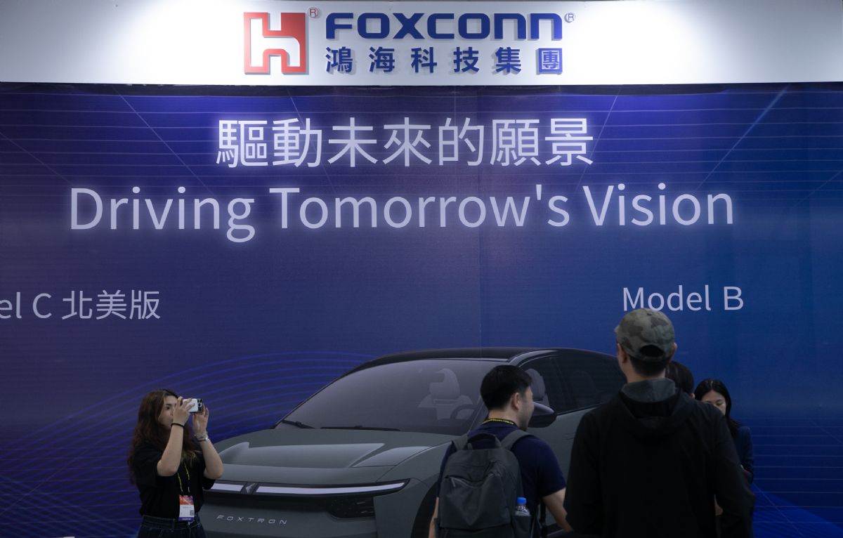 鴻海劉揚偉再傳密會Google執行長　共商自駕車大計