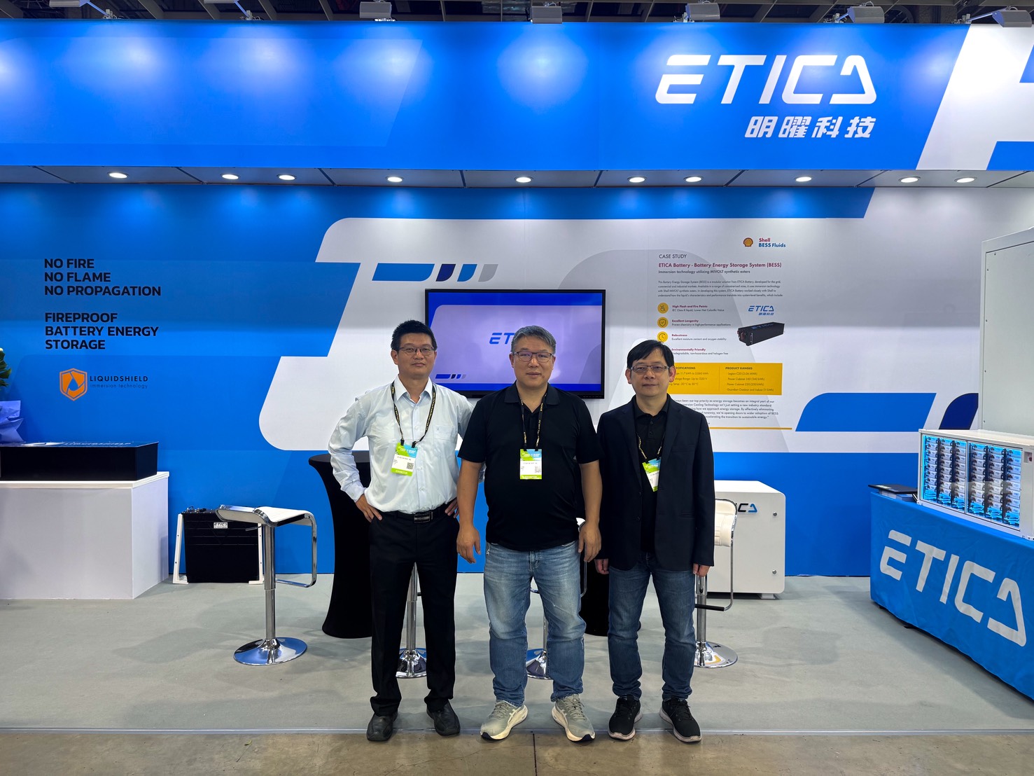 明曜科技(ETICA Battery, Inc.)於10月29日正式發表以HVDC(高壓直流電)架構為核心的創新能源整合方案,專為AI資料中心與高能耗產業打造高效、安全且具韌性的供電系統。明曜科技 明曜科技(ETICA Battery, Inc.)於10月29日正式發表以HVDC(高壓直流電)架構為核心的創新能源整合方案,專為AI資料中心與高能耗產業打造高效、安全且具韌性的供電系統。明曜科技