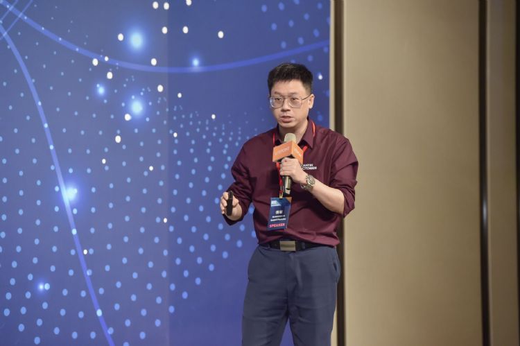 Quantifi Photonics亚洲技术行销经理张华Alex Zhang。LitePoint Quantifi Photonics亚洲技术行销经理张华Alex Zhang。LitePoint