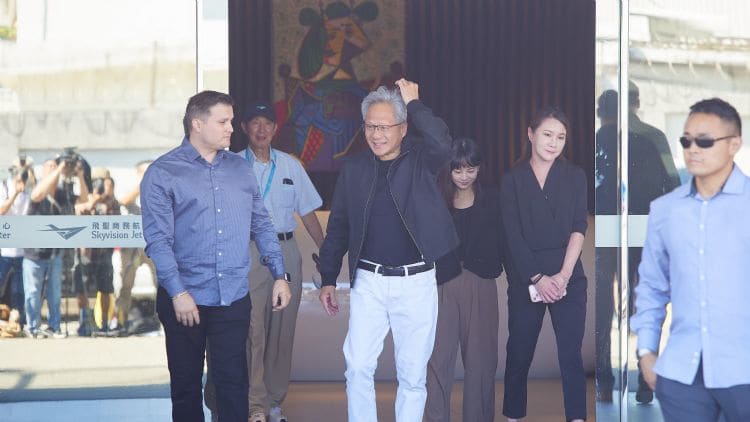 台积电运动会将于8日新竹体育馆登埸,据了解,创始人张忠谋、黄仁勳将一同参加。李建梁摄(数据照) 台积电运动会将于8日新竹体育馆登埸,据了解,创始人张忠谋、黄仁勳将一同参加。李建梁摄(数据照)