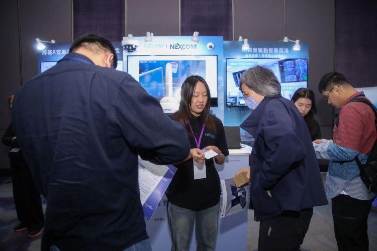 安恩嘉聚焦AI视觉自动化,可利用软硬整合深化场域识别能力,推进多元智能安控应用。DIGITIMES摄 安恩嘉聚焦AI视觉自动化,可利用软硬整合深化场域识别能力,推进多元智能安控应用。DIGITIMES摄