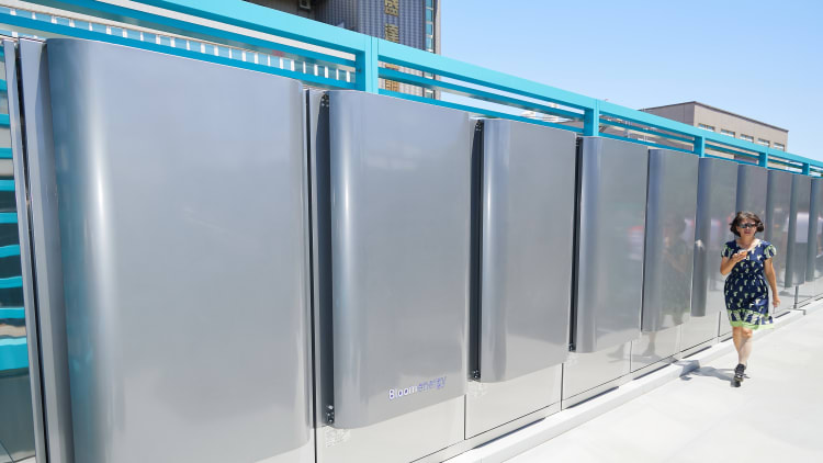 AI吃電怪獸催生專屬電廠　燃料電池、SMR有望解AIDC缺電困局？