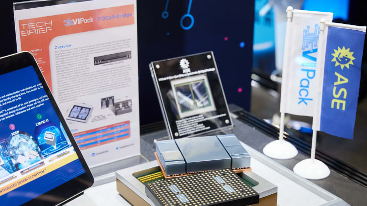 AI先進封測重燃OSAT擴產雄心,2026年「非台積」陣營崛起改寫市場版圖。李建樑攝 AI先進封測重燃OSAT擴產雄心,2026年「非台積」陣營崛起改寫市場版圖。李建樑攝