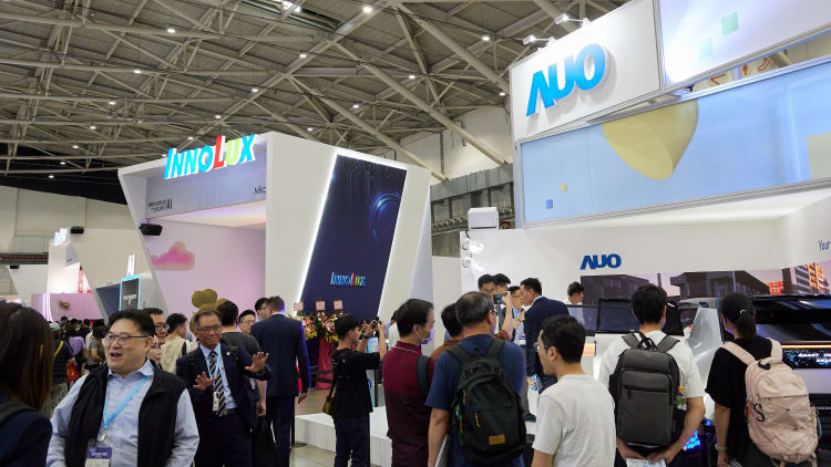 评析：面板关厂背后的半导体转骨大计