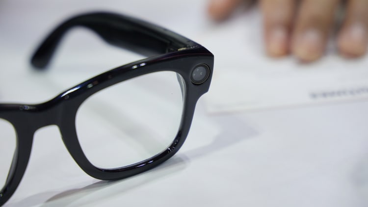 MR新品齐发促近眼显示回温「年成长逾200%」　台供应链磨刀霍霍抢商机