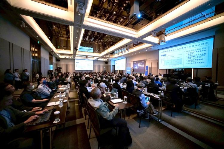 智领AI医疗新时代」论坛现场,吸引众多产业夥伴参与,聚焦AI在医疗领域的应用与发展趋势。世平 智领AI医疗新时代」论坛现场,吸引众多产业夥伴参与,聚焦AI在医疗领域的应用与发展趋势。世平