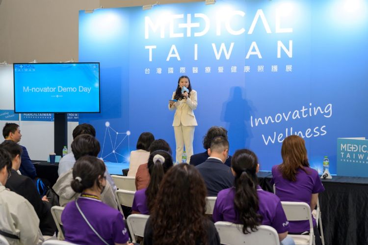 1.2025年M-novator发表会广受关注,吸引众多投资人及产业领袖莅临,展现市场高度关注。(2025数据画面)。贸协 1.2025年M-novator发表会广受关注,吸引众多投资人及产业领袖莅临,展现市场高度关注。(2025数据画面)。贸协