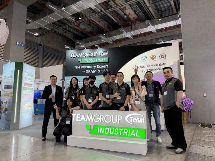 十铨科技工控团队协助客户在严苛震动与散热环境下维持数据稳定;并持续鼓励年轻团队大胆创新。十铨科技 十铨科技工控团队协助客户在严苛震动与散热环境下维持数据稳定;并持续鼓励年轻团队大胆创新。十铨科技