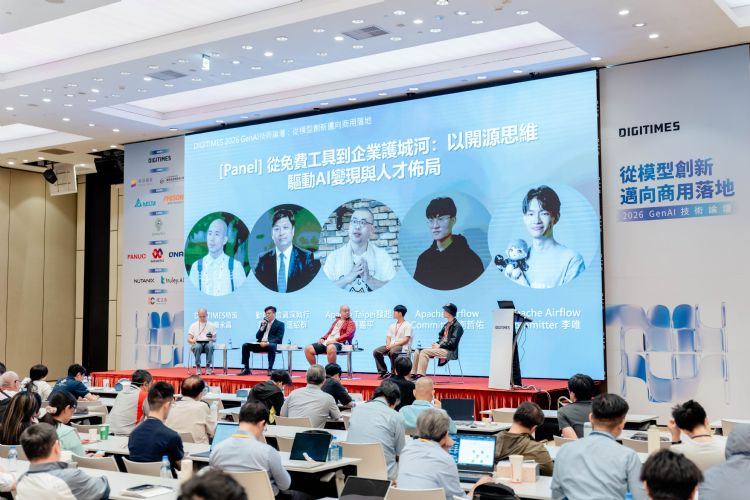 DIGITIMES特派記者簡永昌(左起)、勤業眾信資深執行副總經理溫紹群、Apache Taipei發起人蔡嘉平、Apache Airflow Committer劉哲佑與李唯。DIGITIMES攝 DIGITIMES特派記者簡永昌(左起)、勤業眾信資深執行副總經理溫紹群、Apache Taipei發起人蔡嘉平、Apache Airflow Committer劉哲佑與李唯。DIGITIMES攝