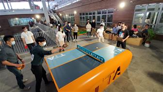 Combining with smart tech, TTA South create a co-working space featuring both exchanging and privating.