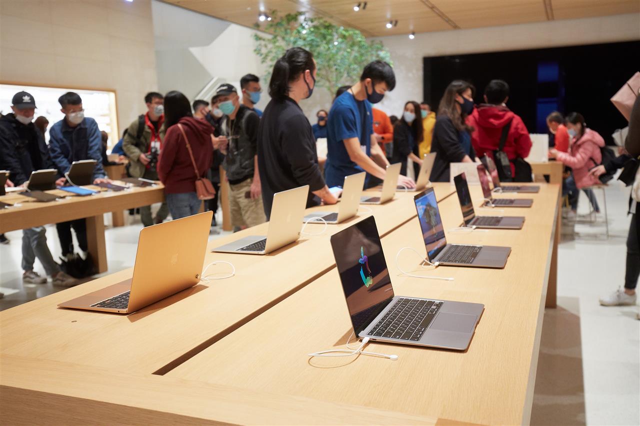 Suppliers remain bullish about MacBook shipments