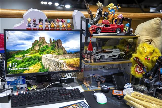 A VNG team member's working area. Credit: Bloomberg