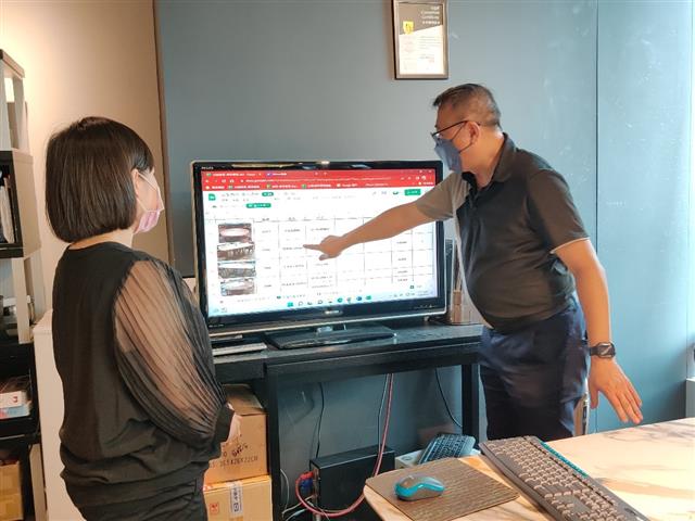 Facing the difficulties of inventory management issues, Dzone 3C joined