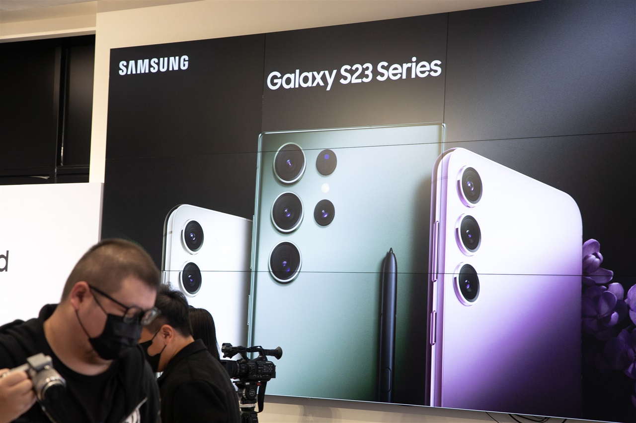 Samsung upbeats about sales of new flagship smartphones in Taiwan