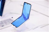 Samsung leads while BOE increases small medium AMOLED shipment market share in 2022 - Vimarsana News