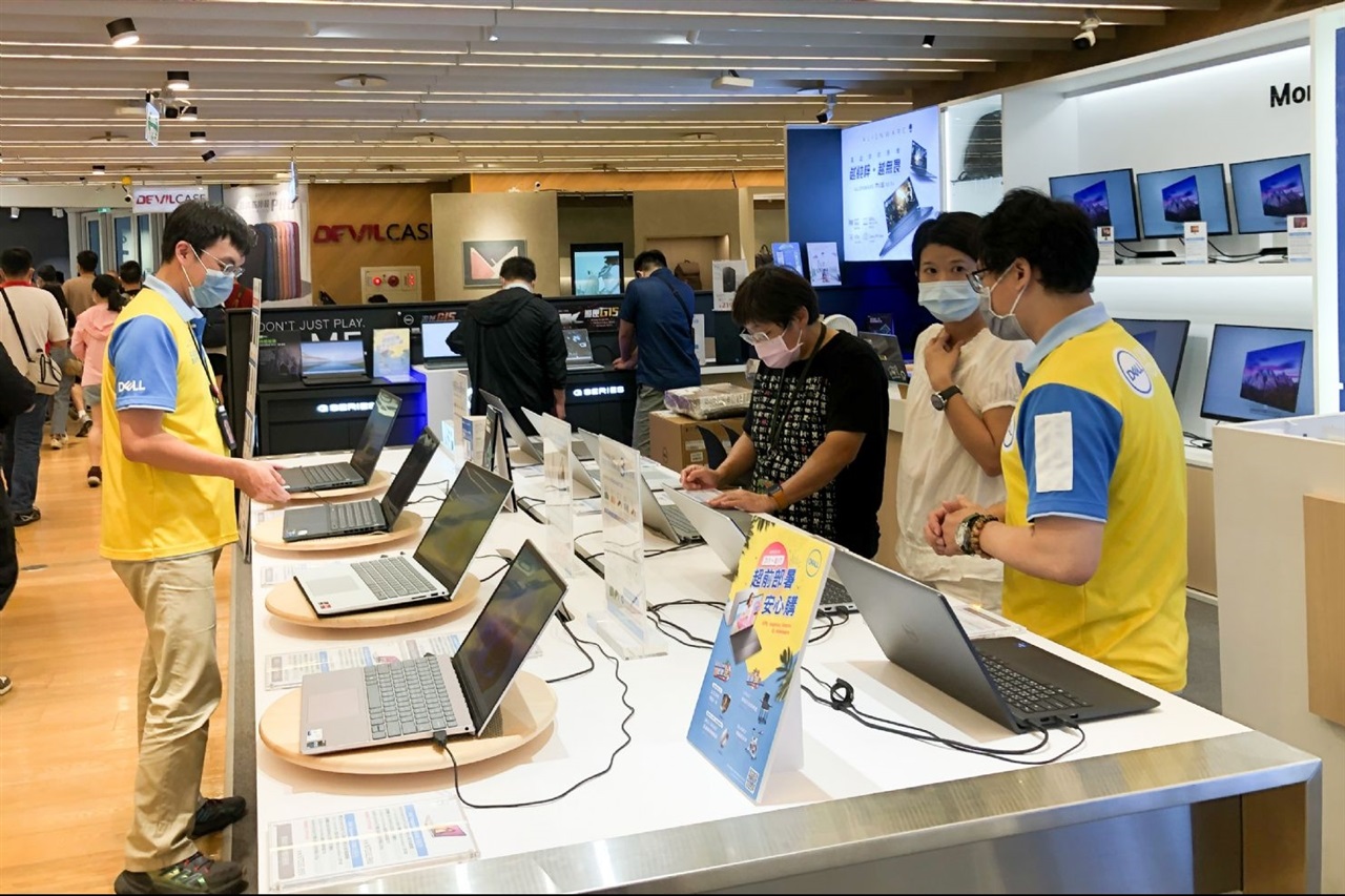 Global top5 notebook brands experience 30 sequential drop in April