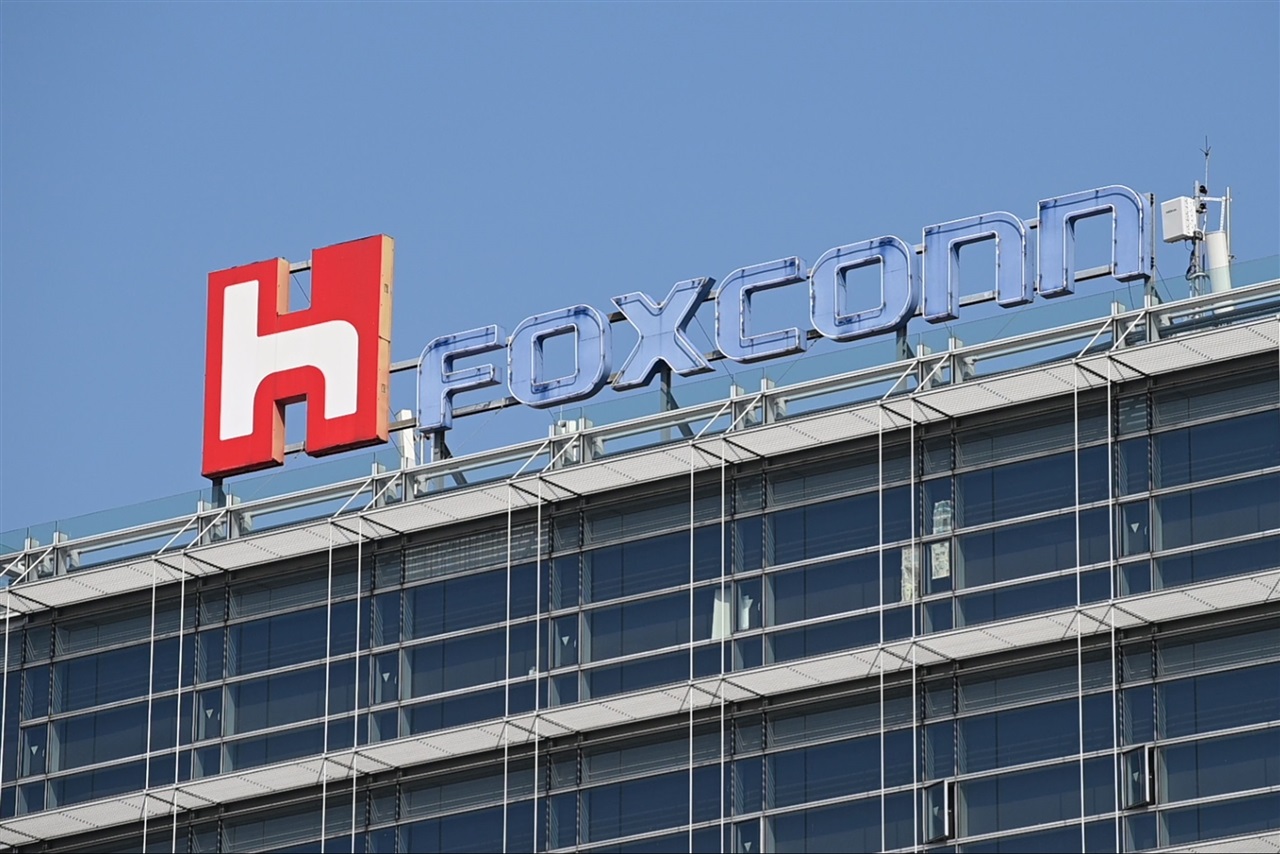 photo of Foxocnn to make 20 million iPhones a year in Karnataka image