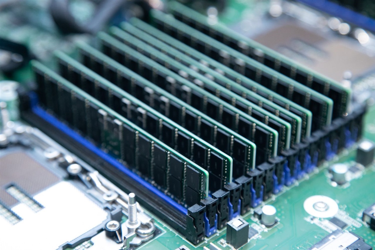 Samsung develops GDDR7 DRAM