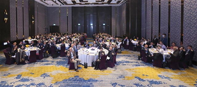 Group photo of the participants at the 2nd Chroma Paper Award ceremony and banquet