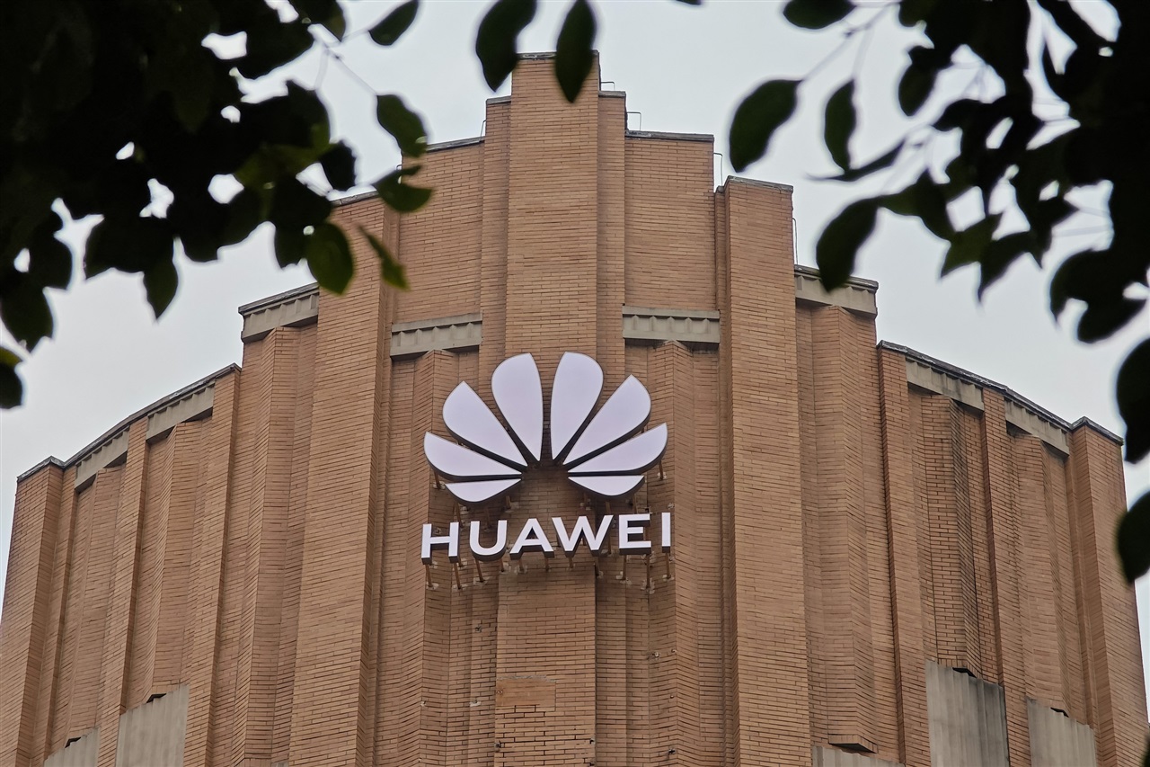 Huawei cracks down on recruitment fraud: 72 full-time employees penalized in outsourcing scandal