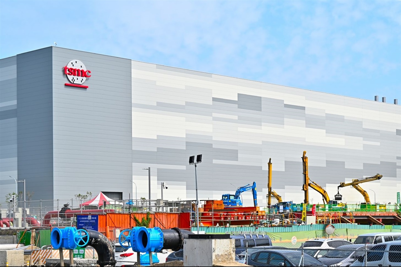 photo of TSMC's most advanced A14 chip tech to enter production in 2028 image