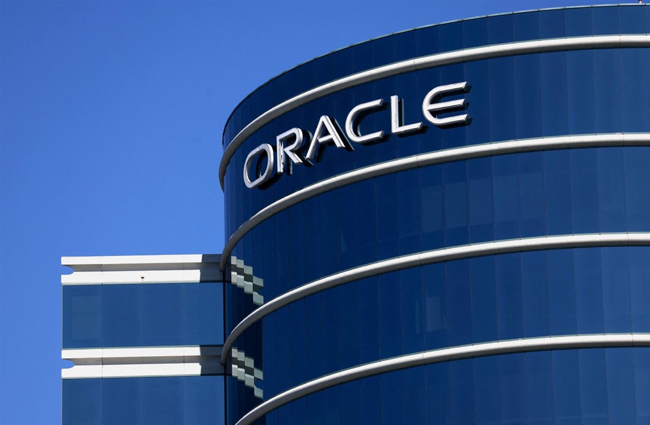 Oracle appoints co-CEOs; Catz moves to vice chair role