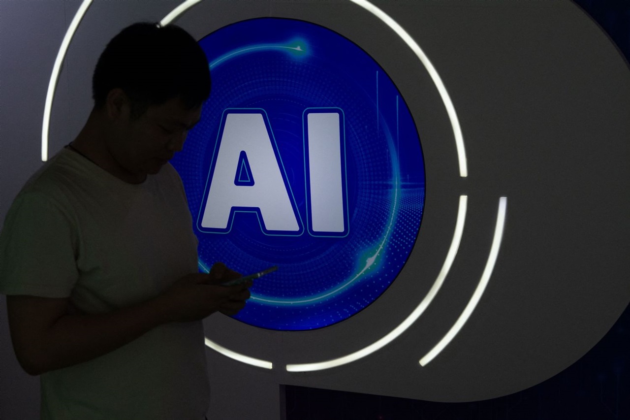 photo of US tech firms join DOE's Genesis Mission to accelerate AI-driven scientific discovery image