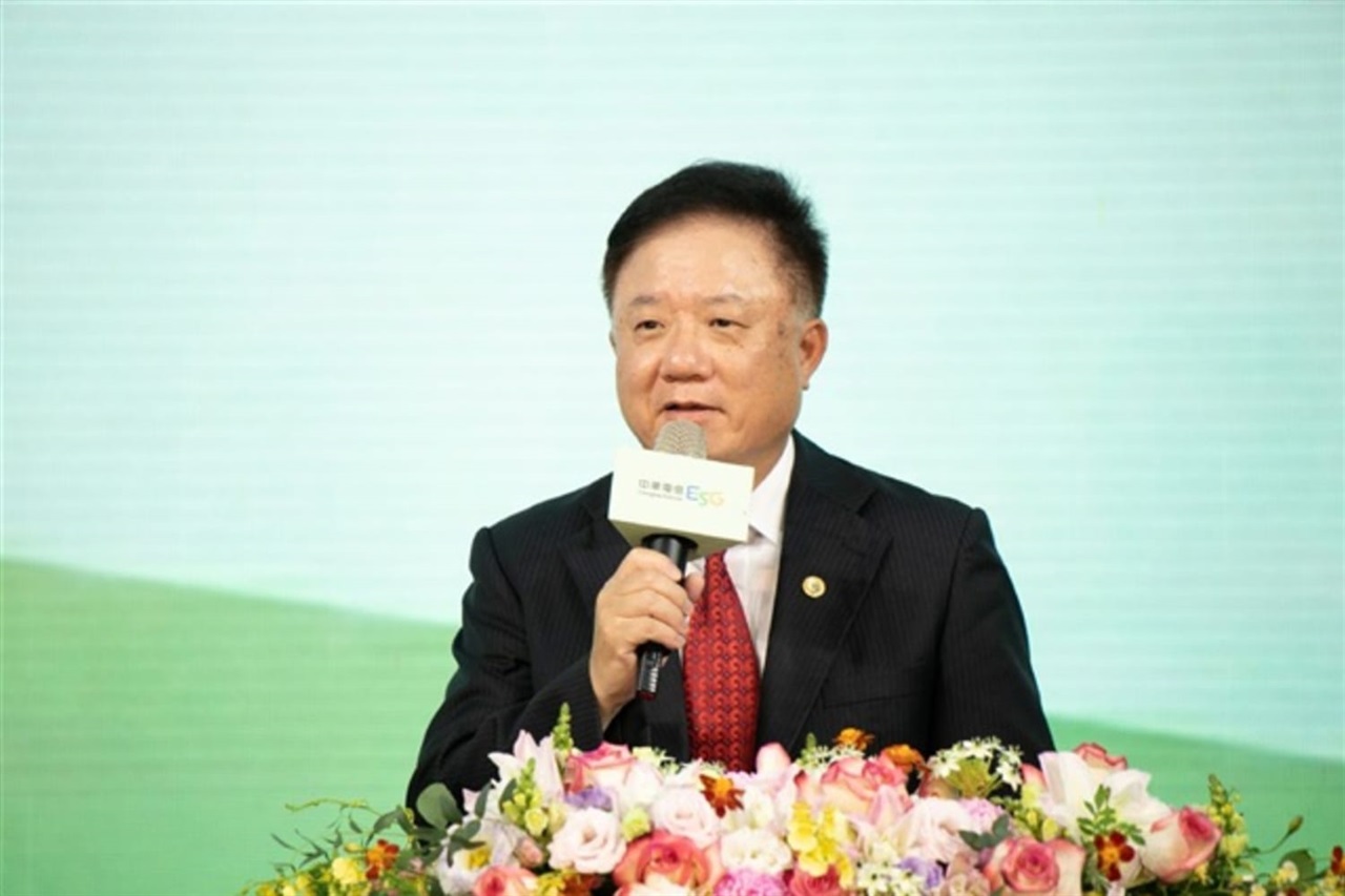 photo of CHT builds AI base with Kaohsiung, all-optical backbone network set for 2026 image