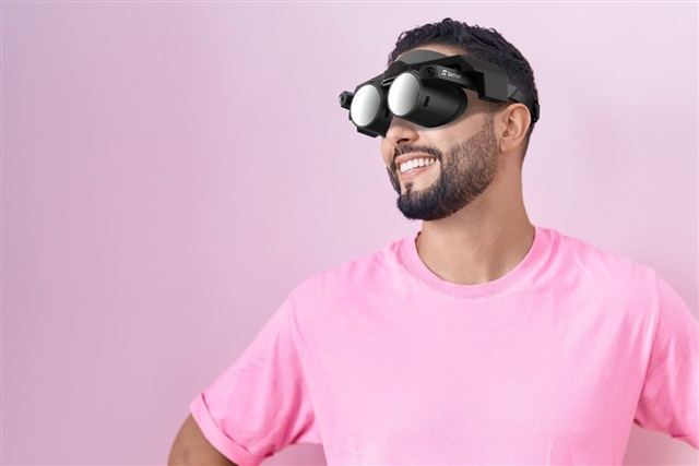 Panasonic exits VR headset manufacturing, transfers MeganeX business to Shiftall