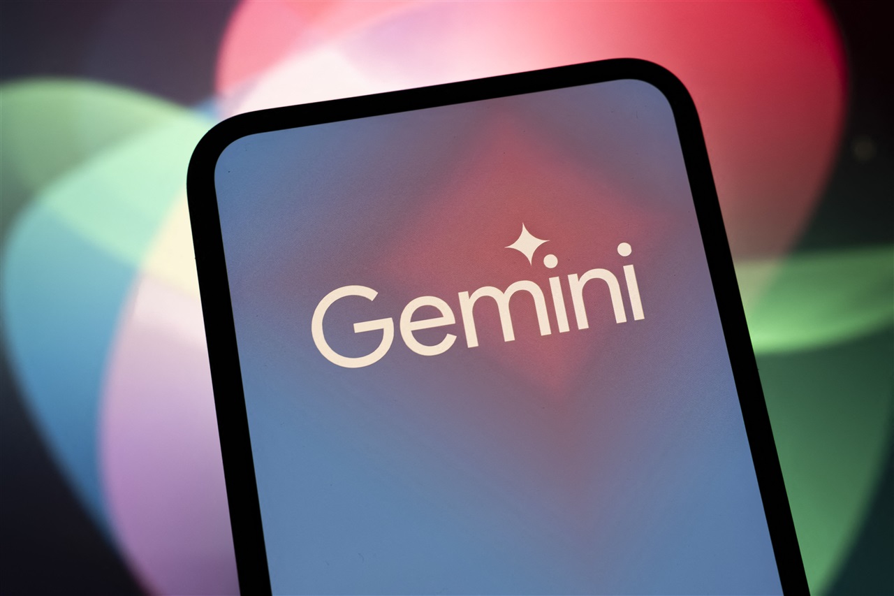 OpenAI punta sull'hardware: in arrivo dispositivi audio e altro