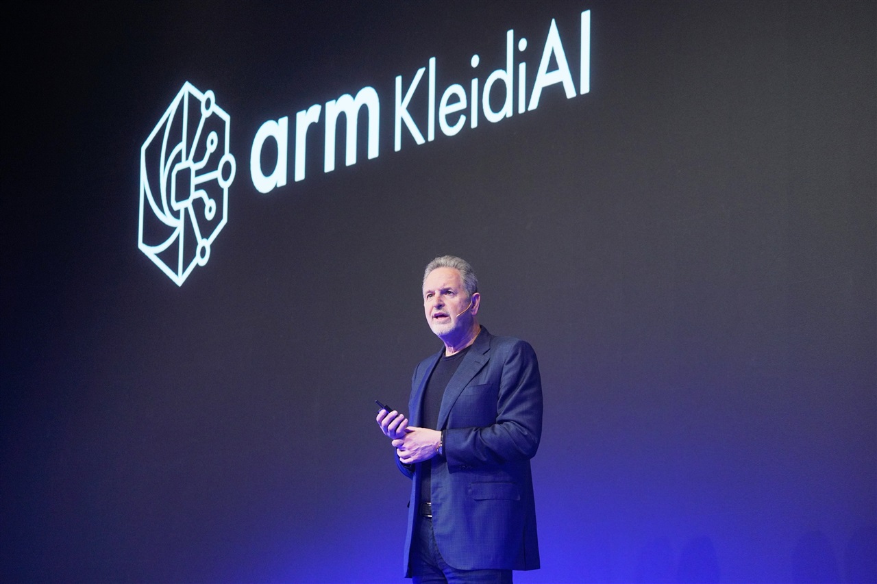 Arm faces investor scrutiny as licensing miss collides with smartphone cost pressures