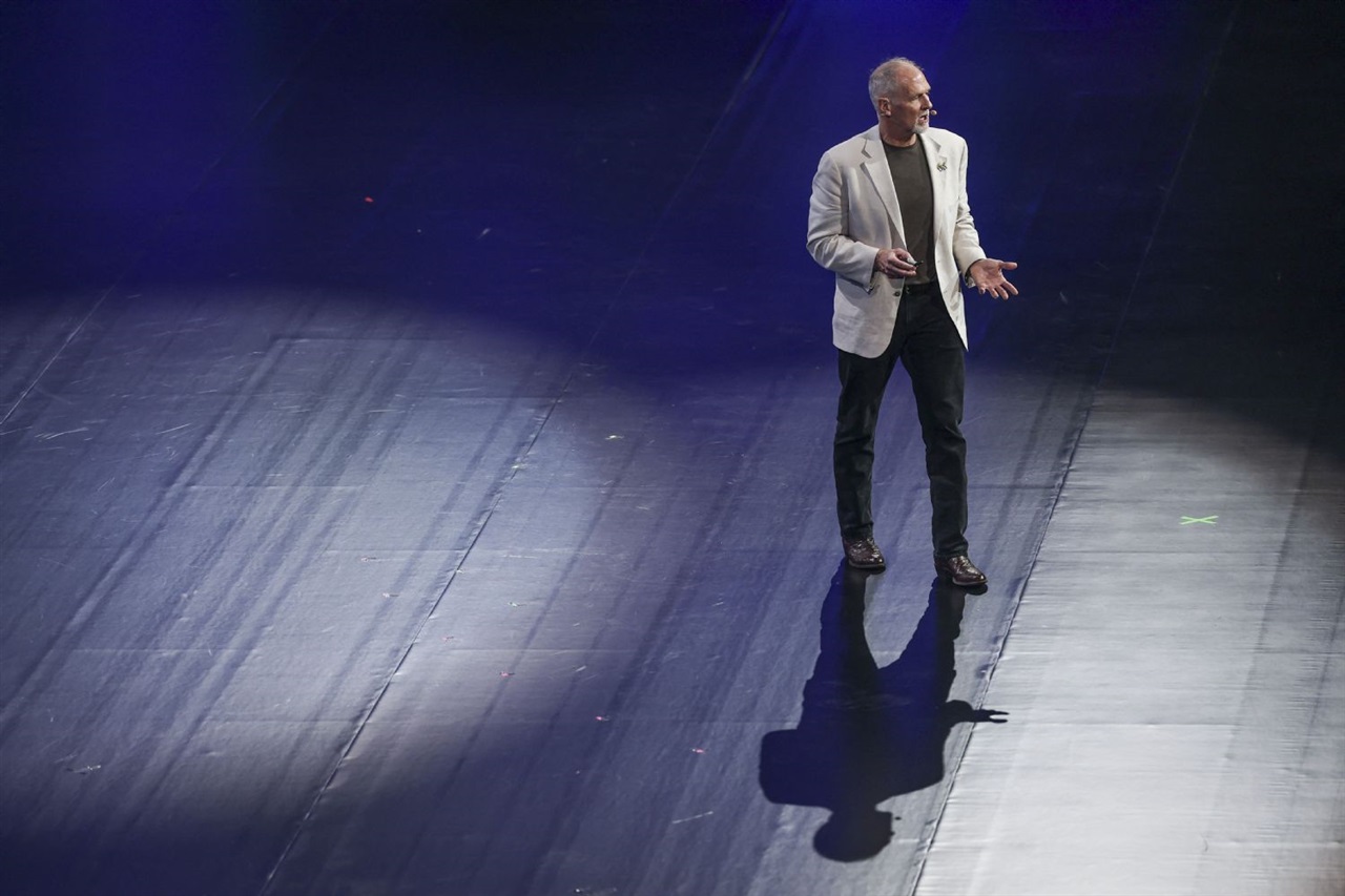 Boston Dynamics cambia CEO mentre i robot si avvicinano al mercato