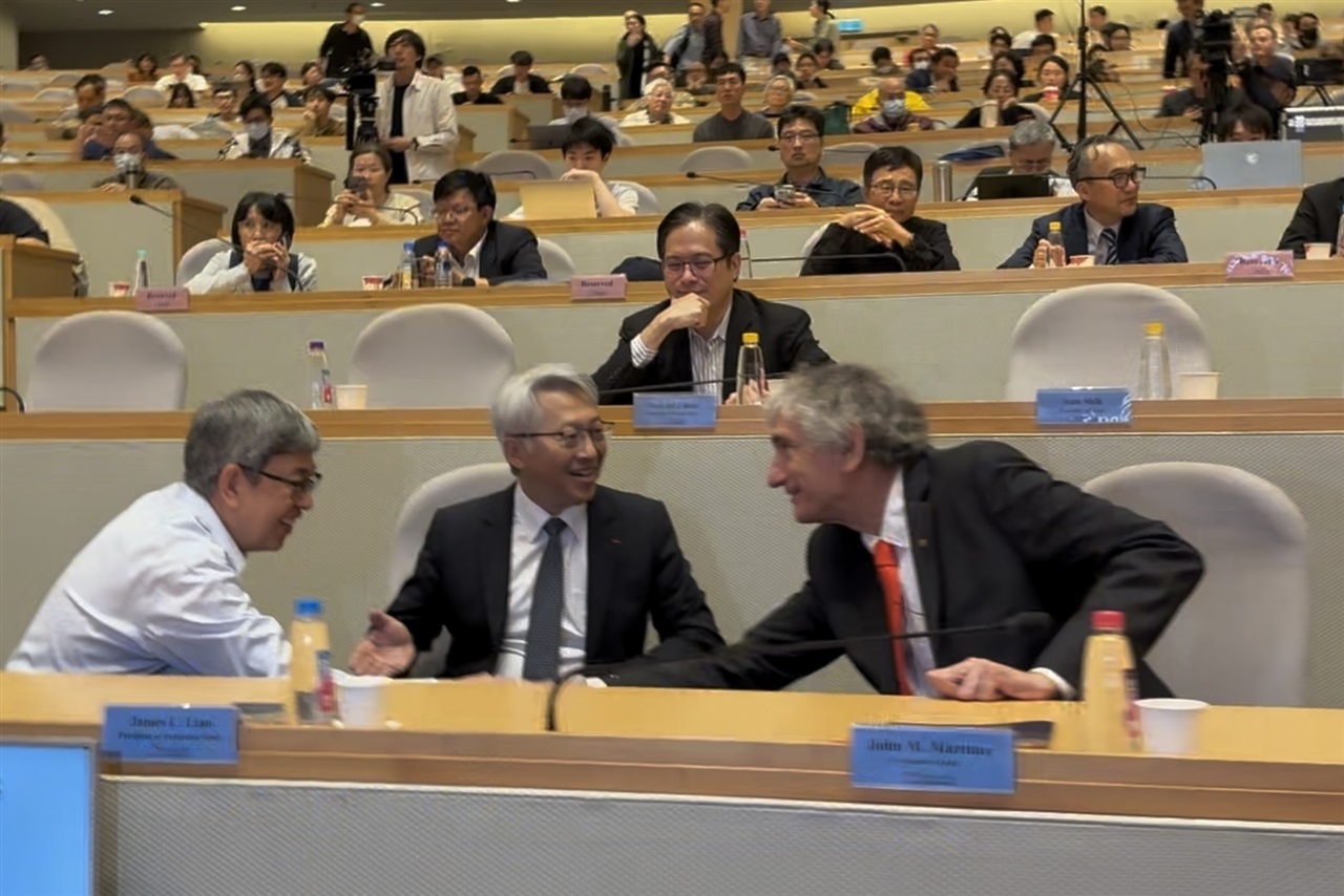 photo of Nobel laureate John Martinis explains quantum computing's industrial revolution from lab to fab image