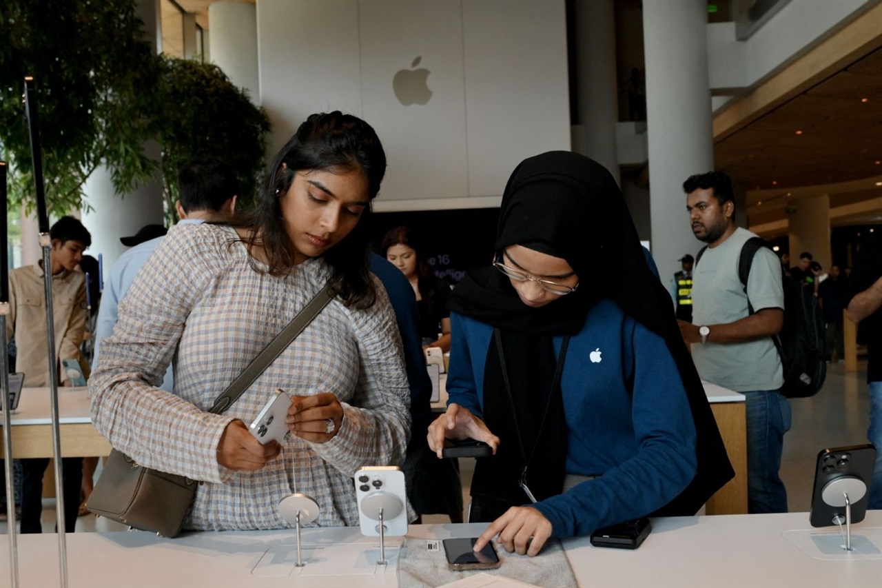 Incentivi PLI in India: impatto sulla manifattura elettronica e le sue implicazioni per l'AI