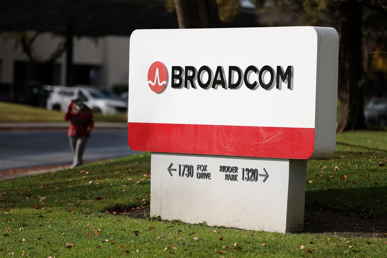 Broadcom e Meta: un'alleanza strategica per l'infrastruttura AI su scala multi-gigawatt