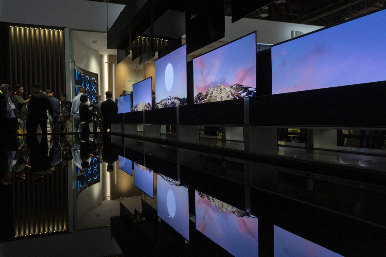 Global OLED shipments to hold steady in 2026 as memory cost&hellip;