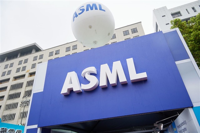 TSMC Rejects ASML's Expensive High-NA EUV Equipment: Implications for Advanced Silicio