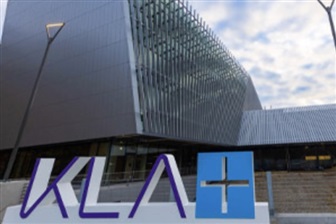 La domanda di chip AI spinge il controllo di processo, ma le previsioni di KLA deludono