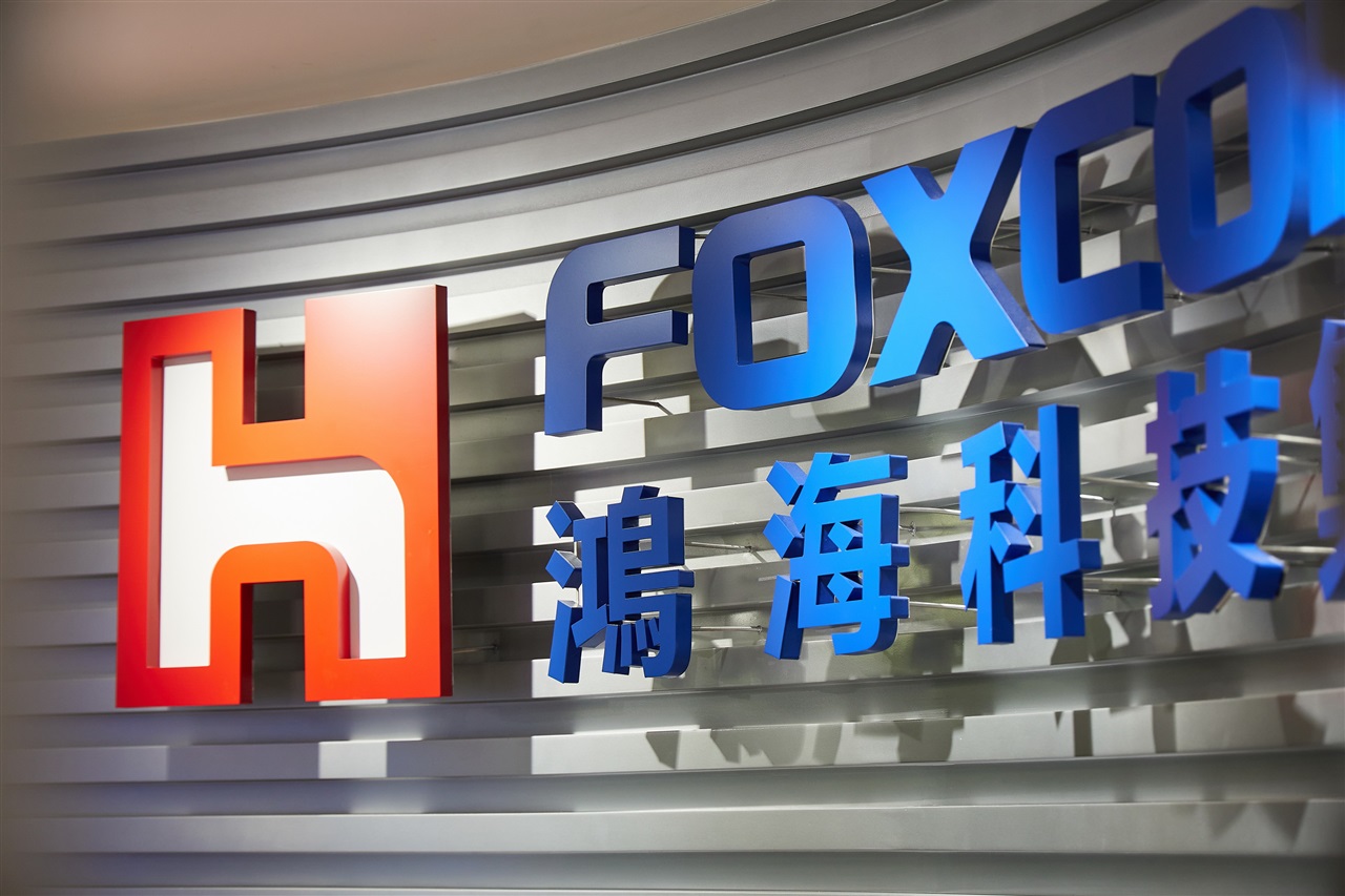 Foxconn: i server AI trainano i profitti operativi del 63%, compensando i cali stagionali