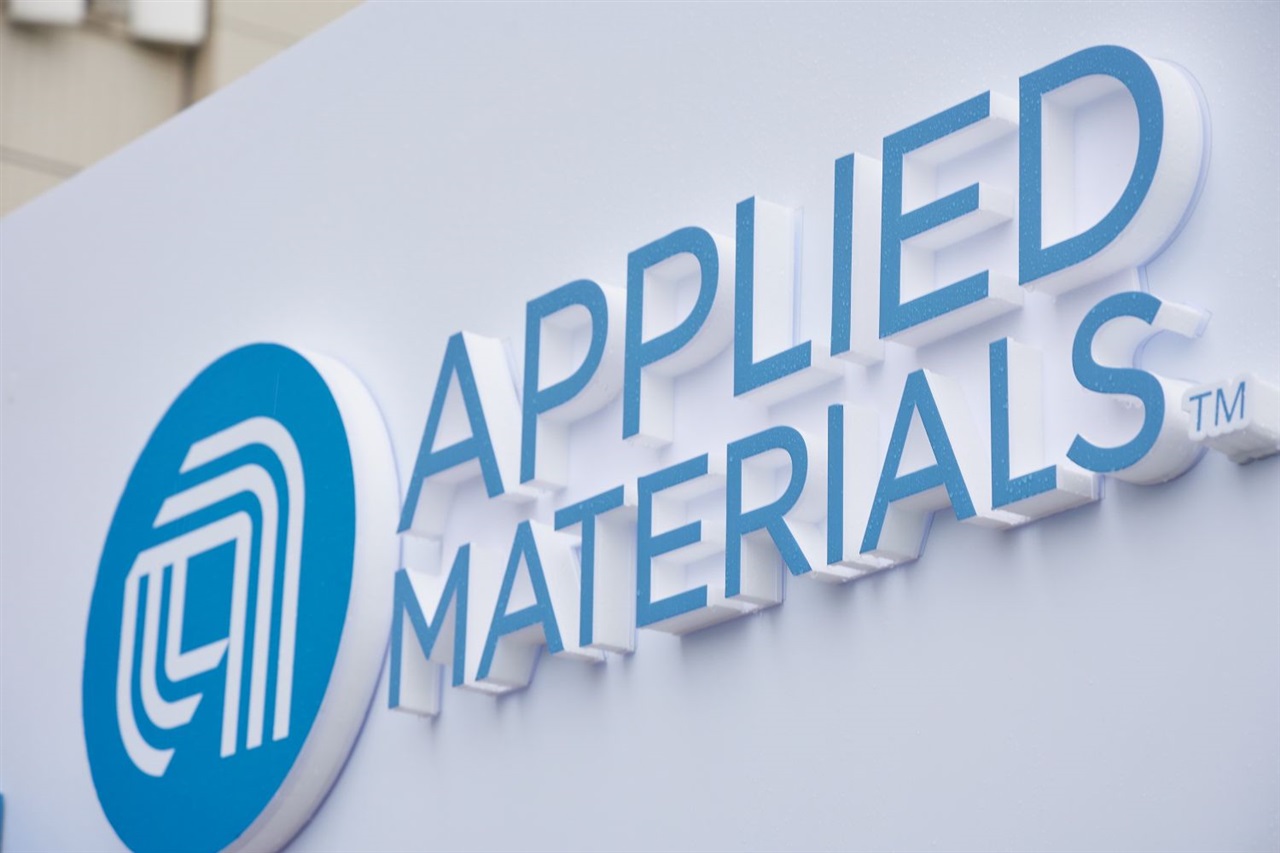 Applied Materials e il boom delle apparecchiature AI: margini record spinti dall'IA agentica